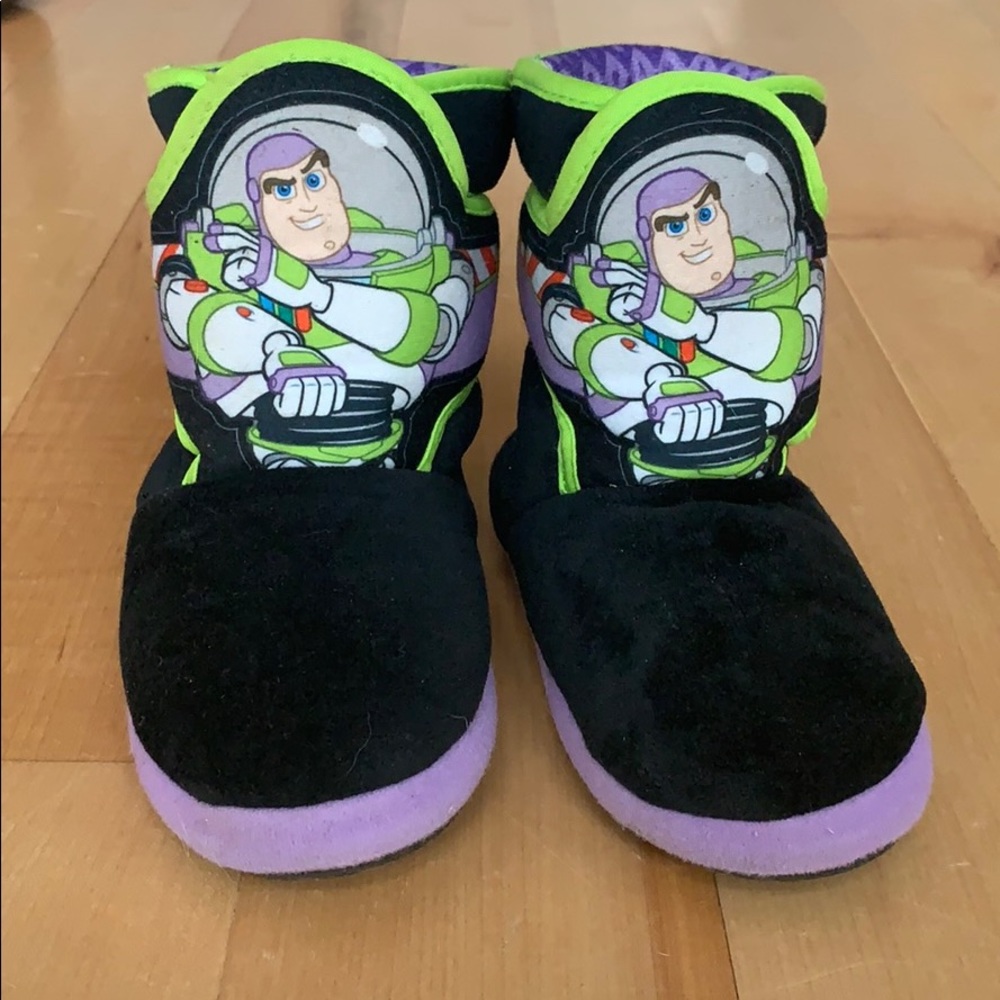 Buzz Lightyear slippers